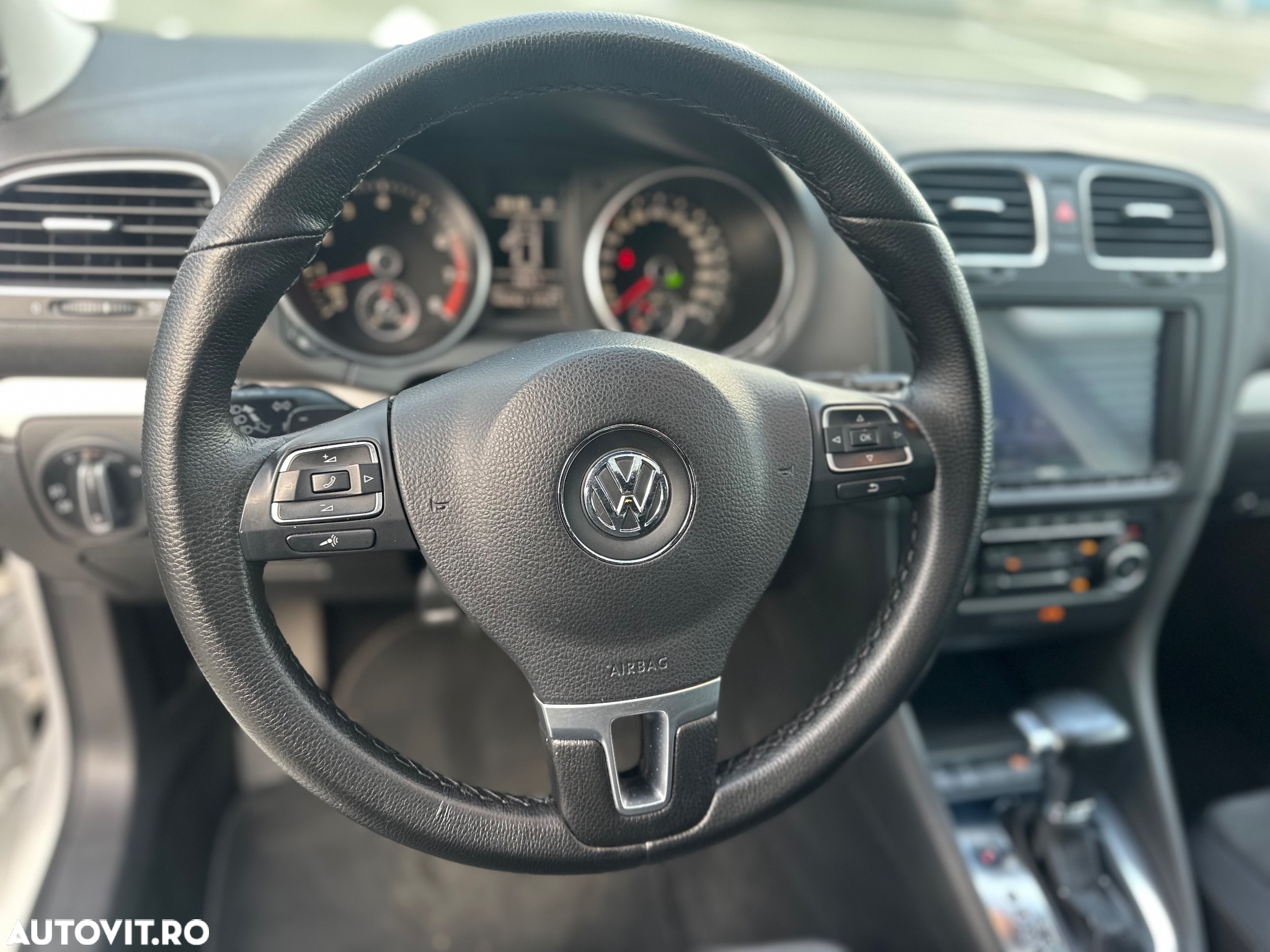 Volkswagen Golf 1.4 TSI DSG Highline - 18