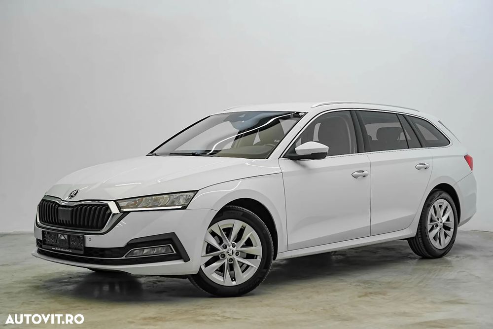 Skoda Octavia Combi 2.0 TDI DSG First Edition - 1