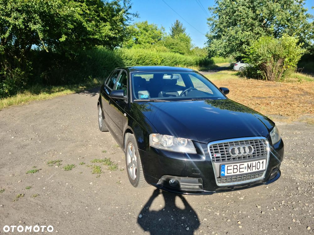 Audi A3 Sportback 2.0 FSI Ambition - 4