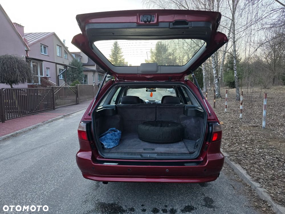 Mitsubishi Galant - 12