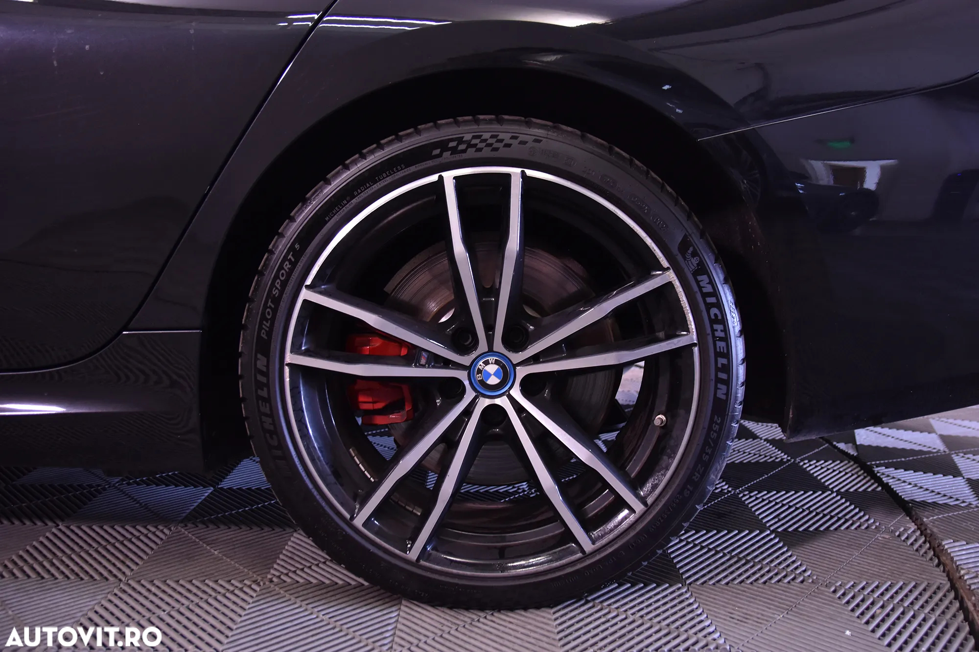 BMW Seria 3 320e Touring xDrive Aut. M Sport - 13