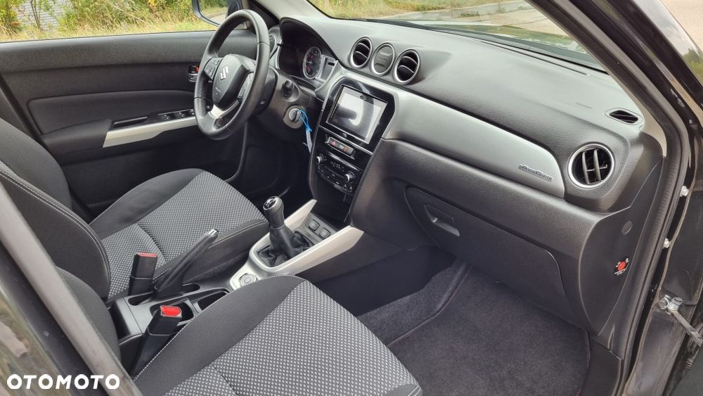 Suzuki Vitara - 7