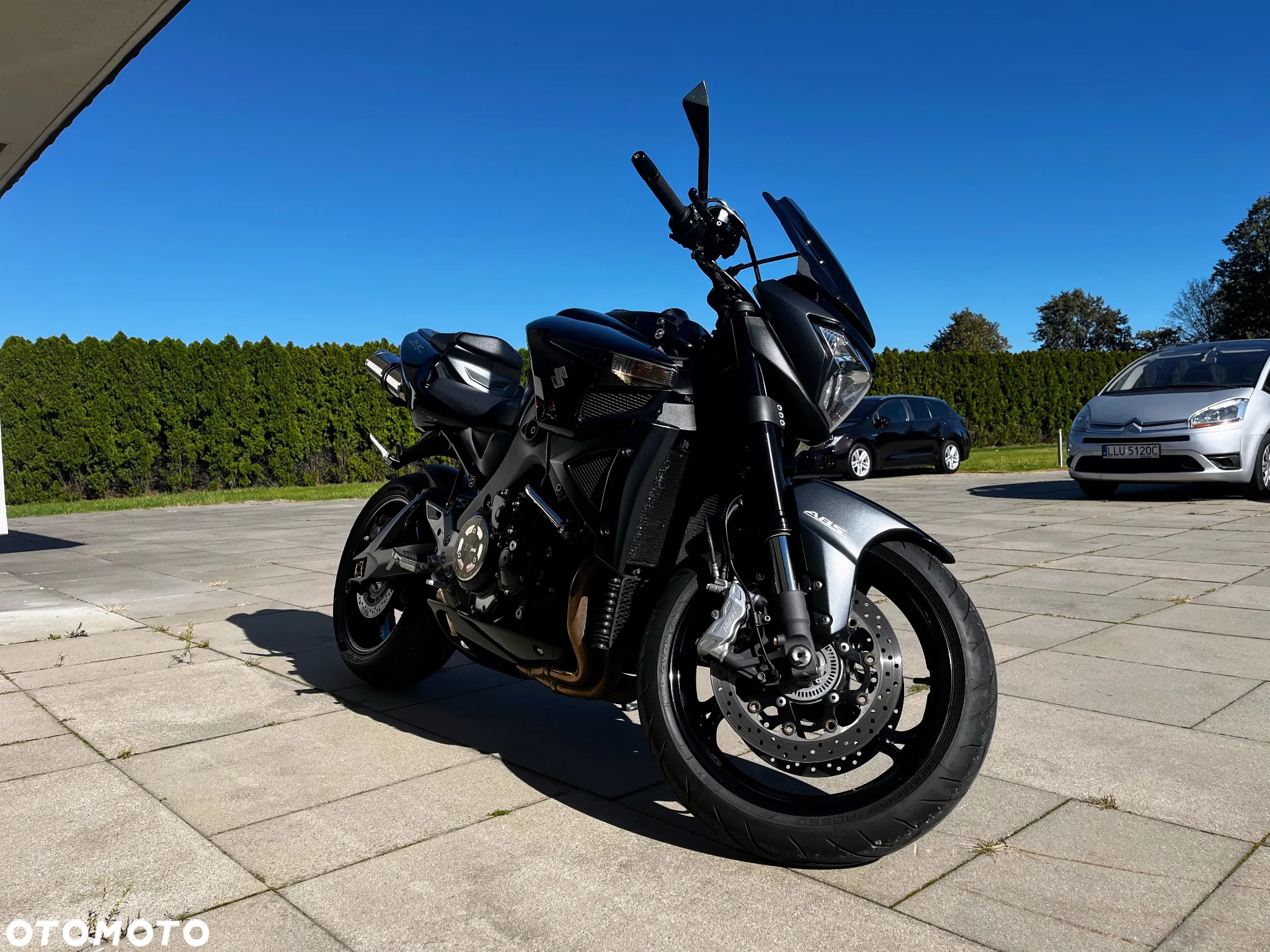 Suzuki GSX - 2