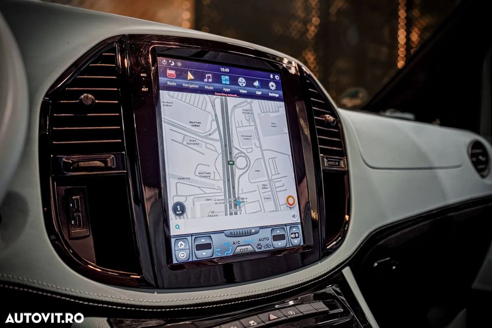 Mercedes-Benz V - 36