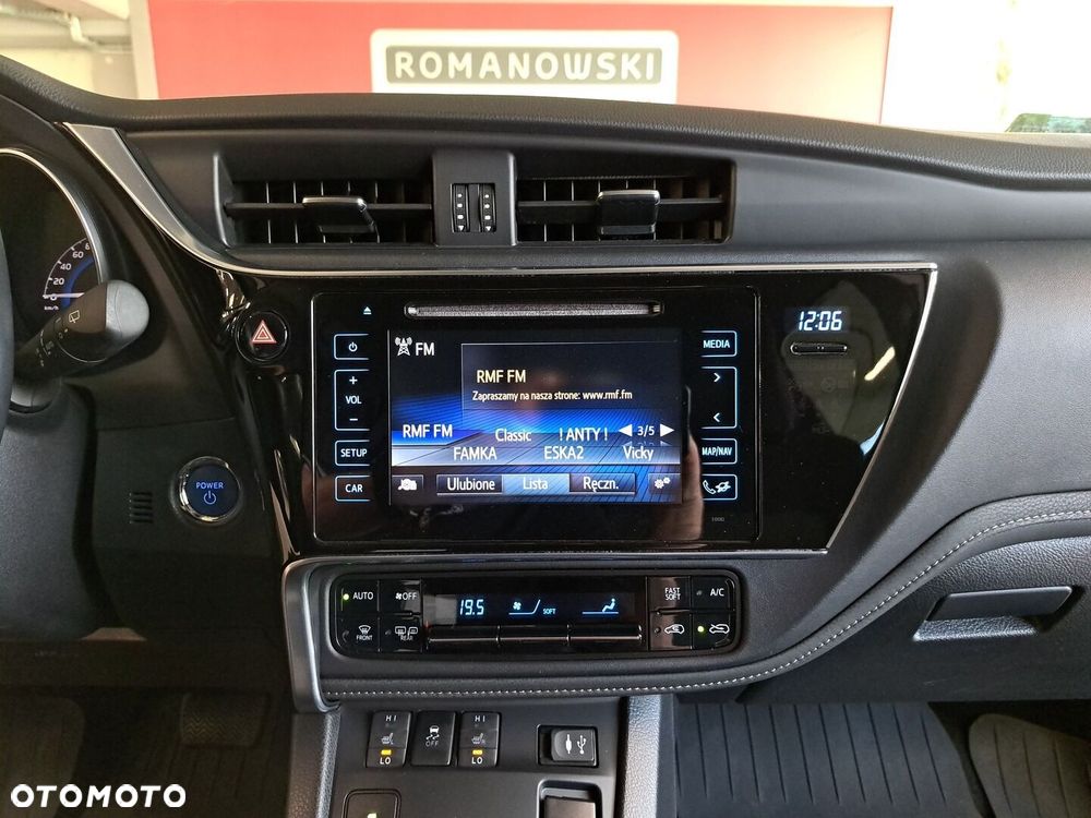 Toyota Auris - 21