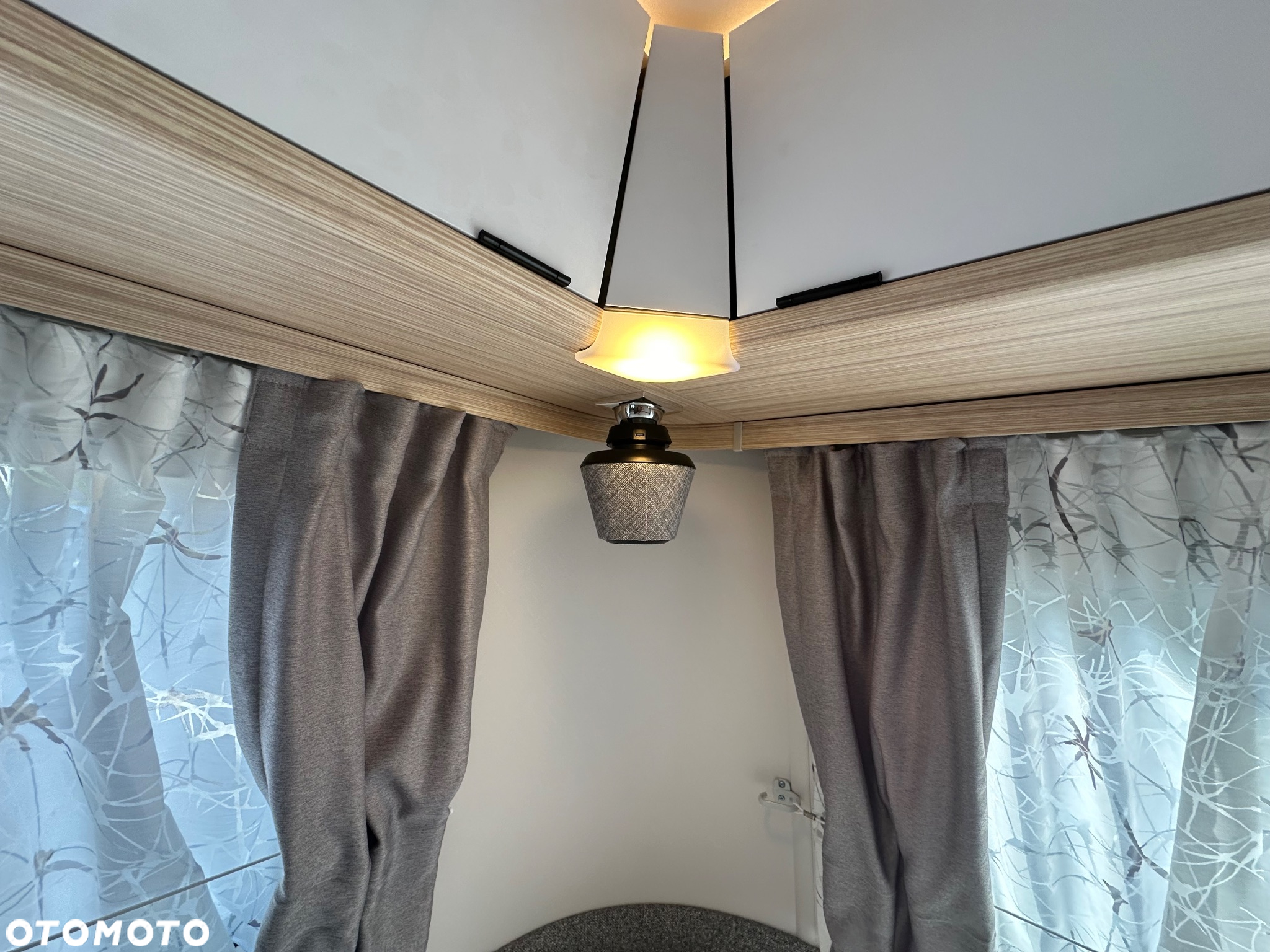 Hymer-Eriba Touring 530 Nugget Gold Edition - 24