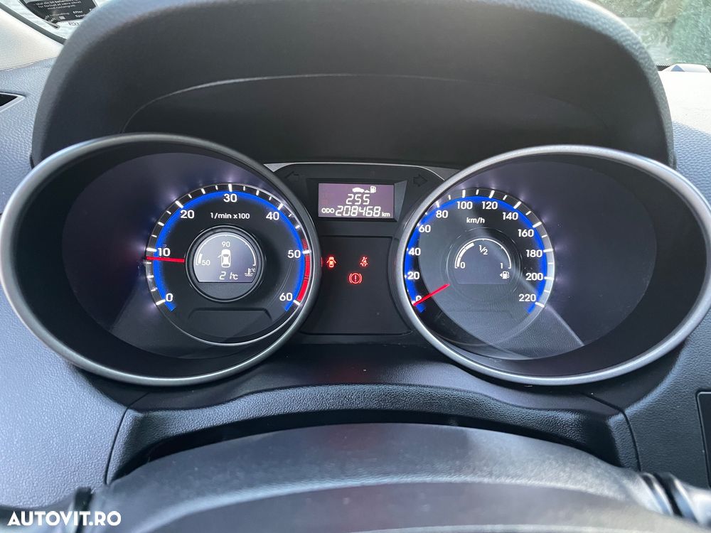 Hyundai ix35 - 24