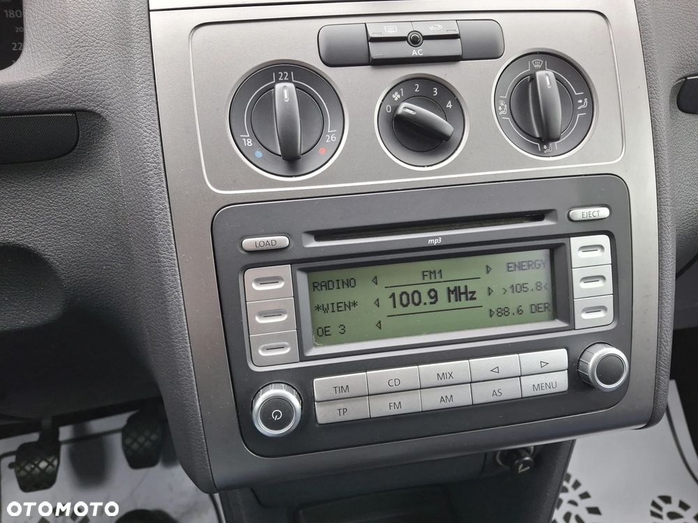 Volkswagen Touran 1.6 Basis - 31