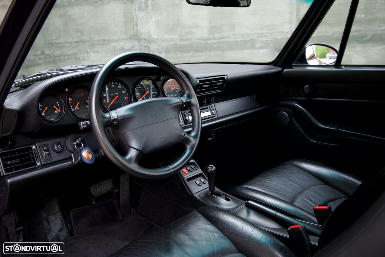 Porsche 911 (993) - 26