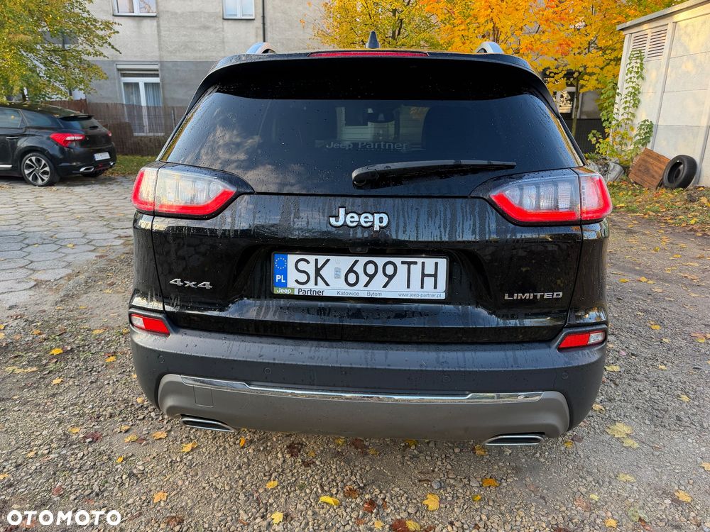 Jeep Cherokee - 9