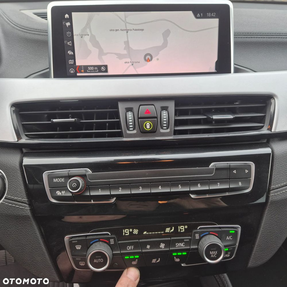 BMW X2 sDrive18i Advantage Plus - 9