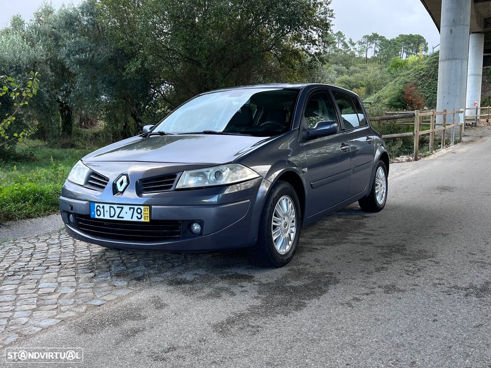Renault Mégane 1.5 dCi Dynamique - 1