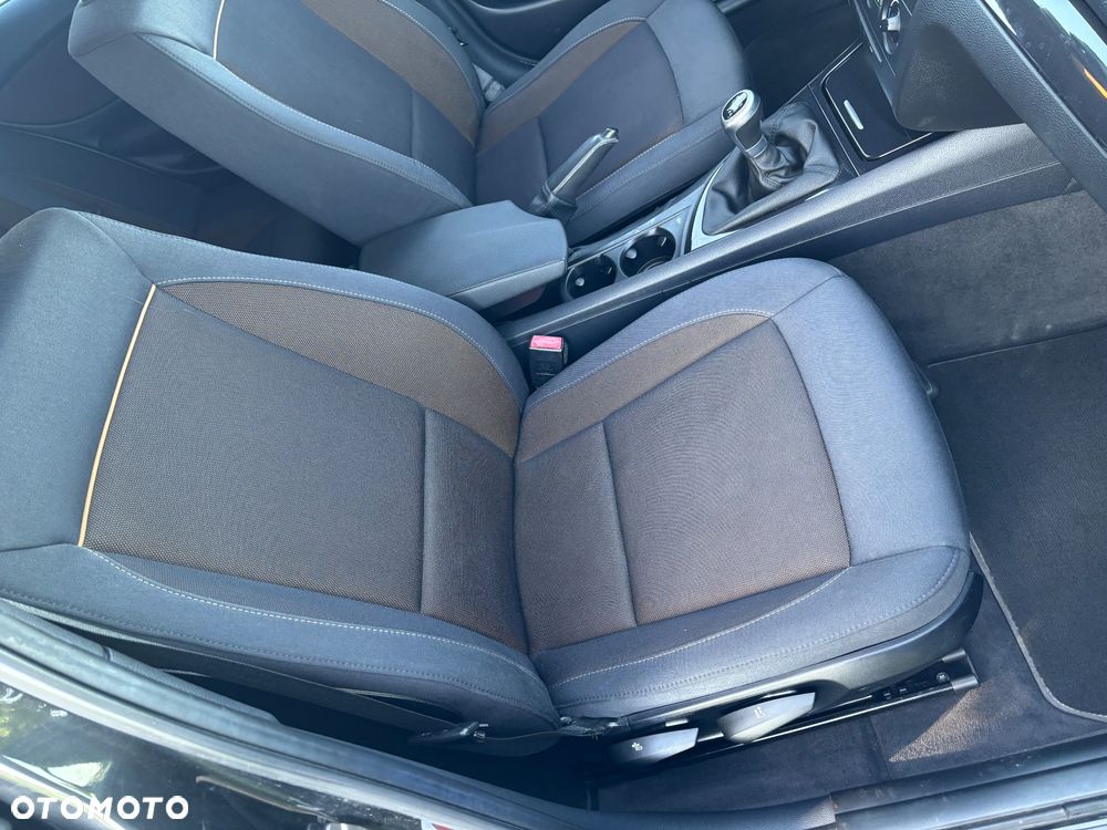 BMW Seria 1 - 18