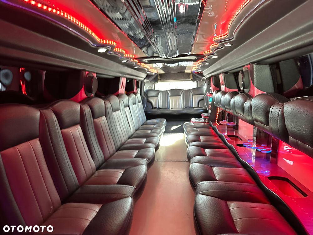 Hummer H2 6.0 V8 - 3