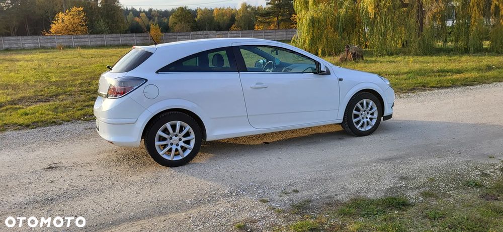Opel Astra - 4