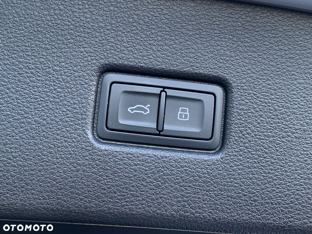 Audi Q5 Sportback - 31