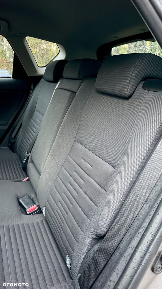 Toyota Auris 1.6 Comfort - 24