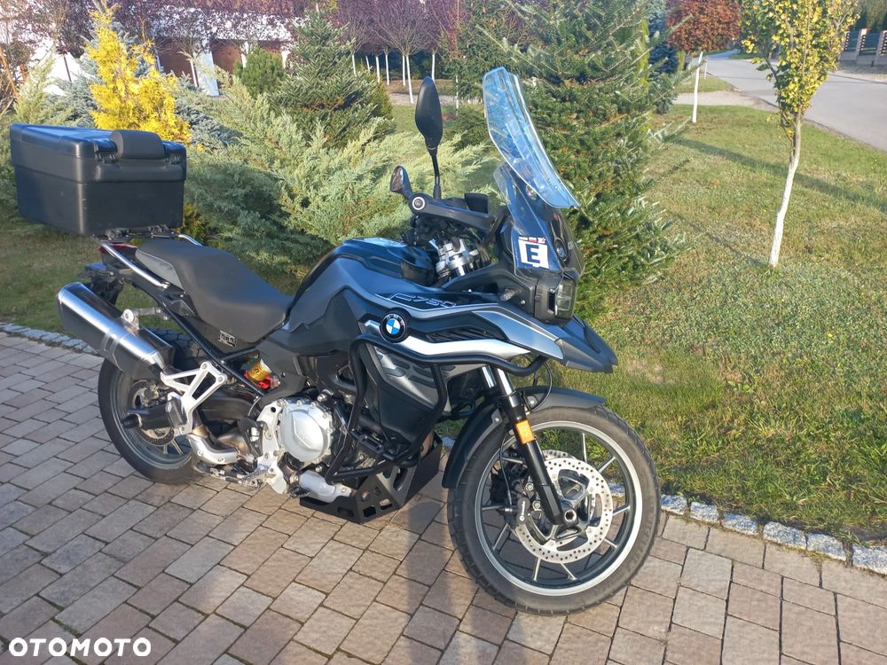 BMW F