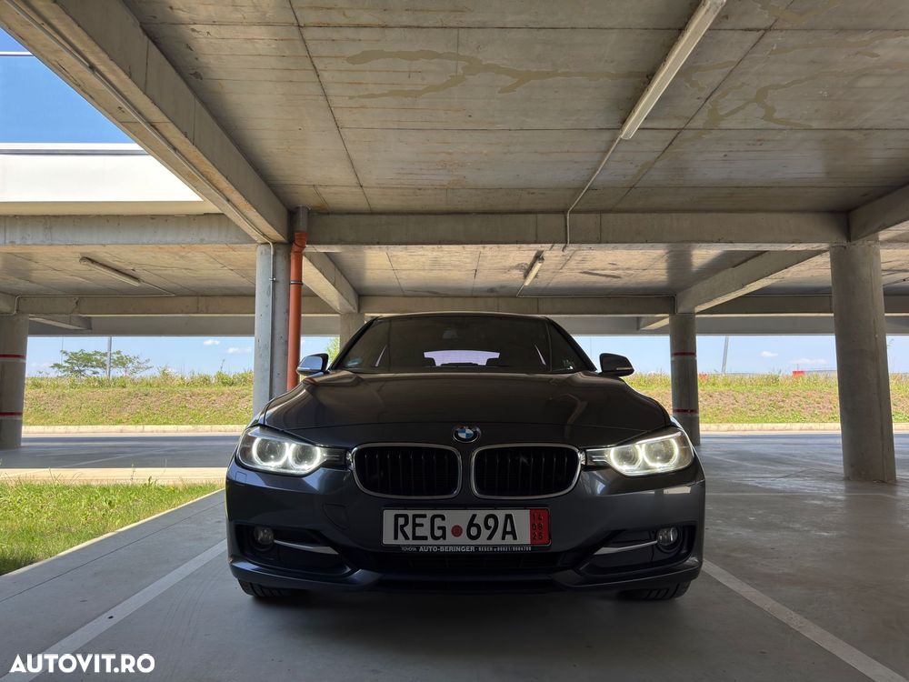 BMW Seria 3 320d Touring - 2