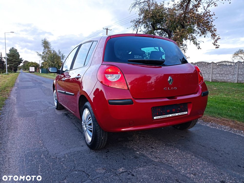 Renault Clio 1.2 16V 75 Dynamique - 35