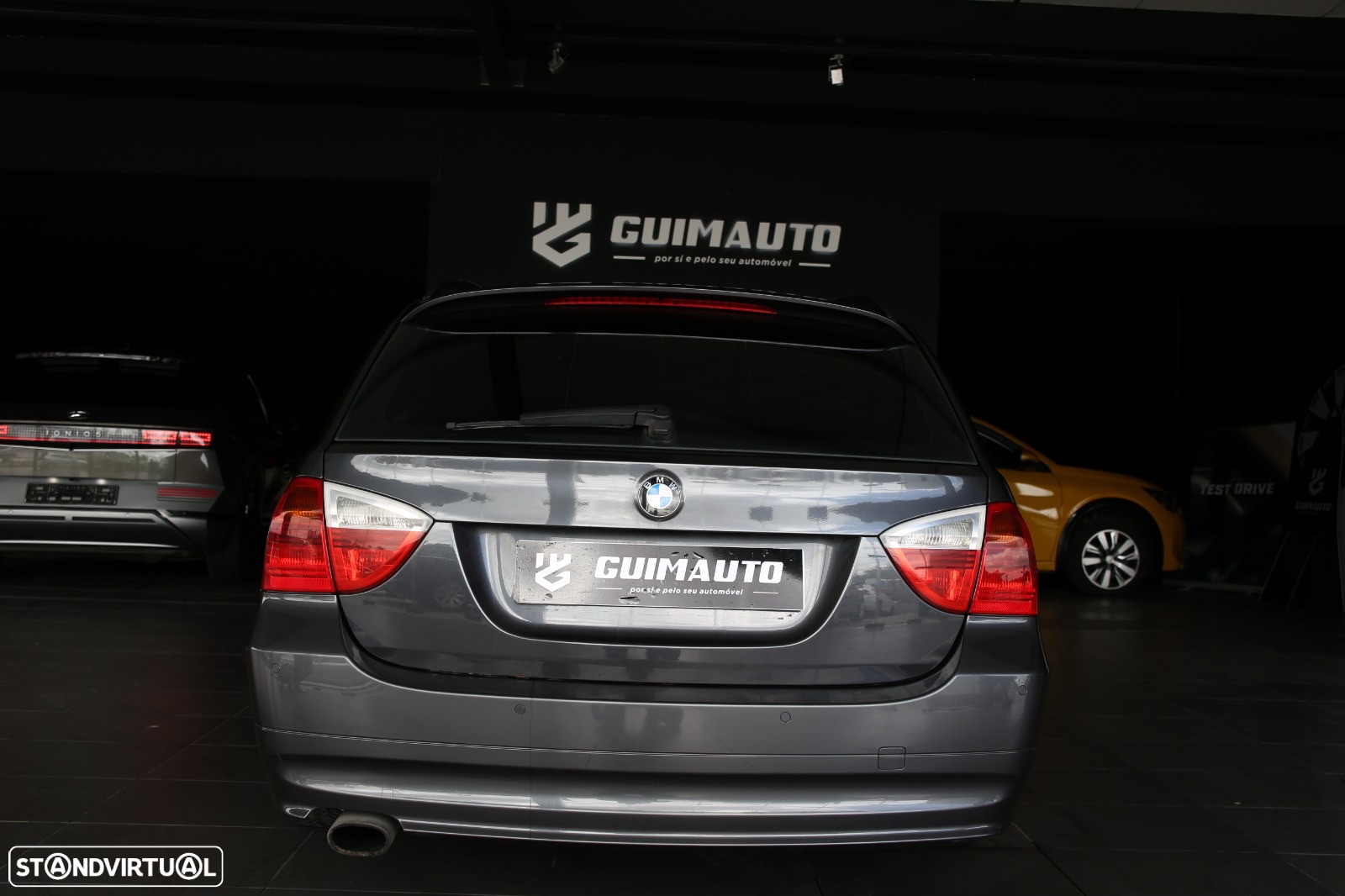 BMW 320 d Touring Sport - 13