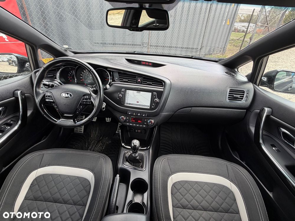 Kia Ceed 1.6 CRDi 136 ISG GT Line - 8