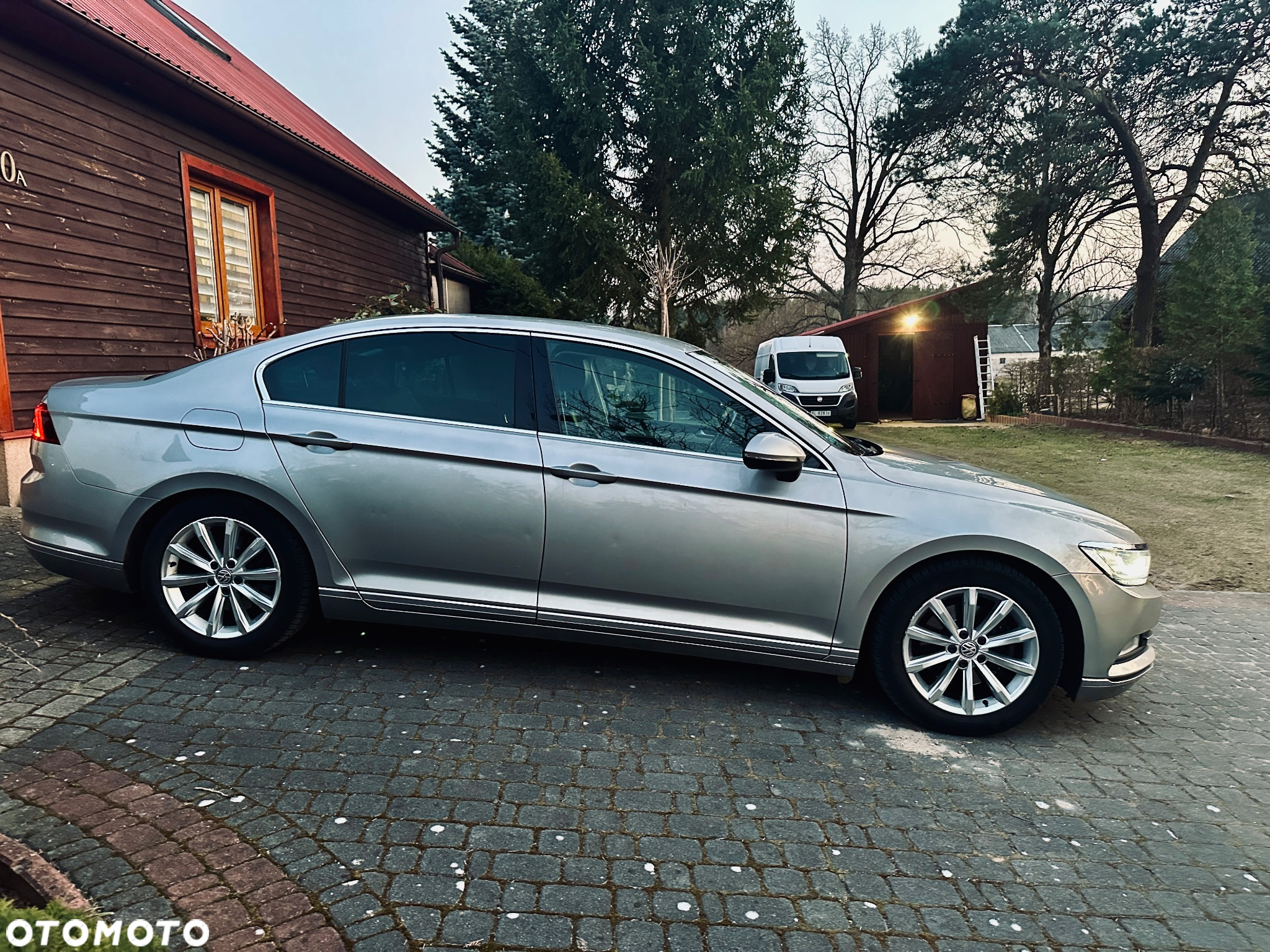Volkswagen Passat - 3