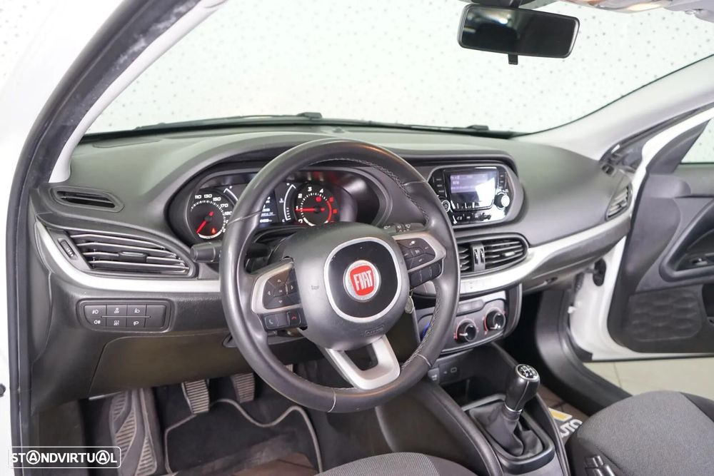 Fiat Tipo Station Wagon 1.3 M-Jet Street - 14