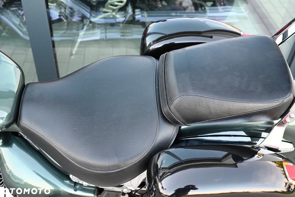 Suzuki Intruder - 22