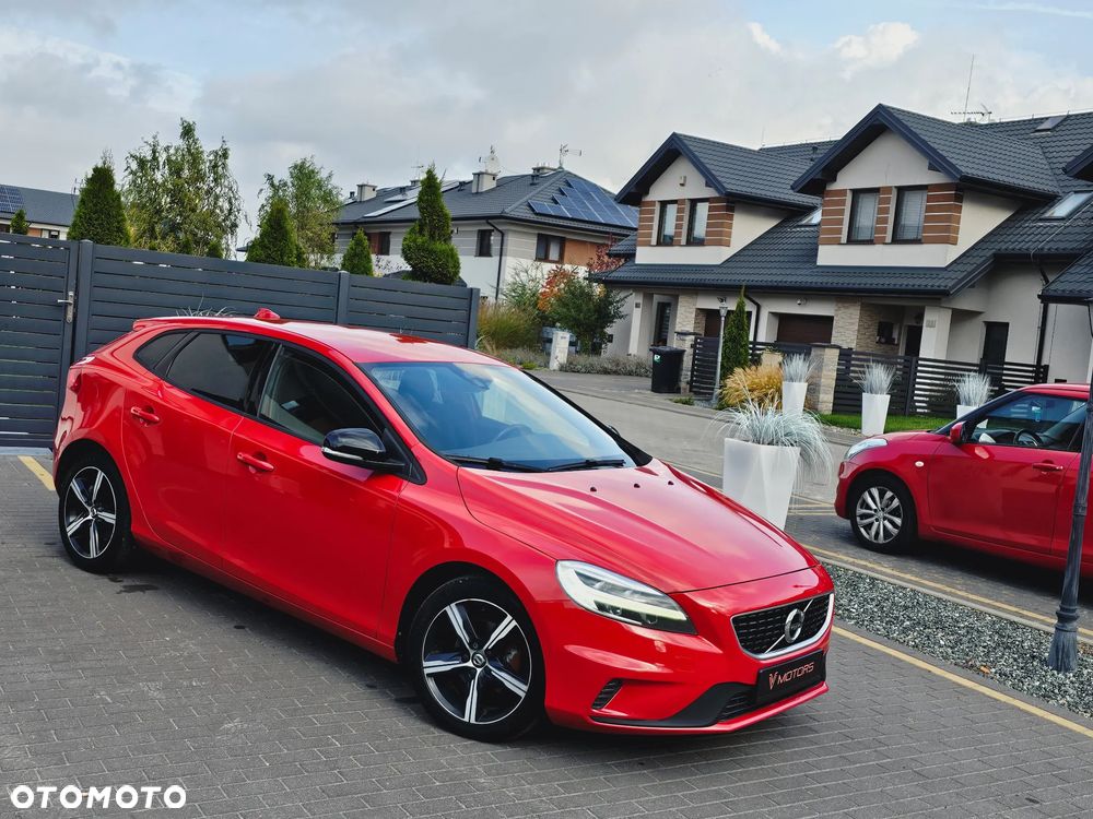 Volvo V40 D2 Drive-E R-Design Momentum - 38