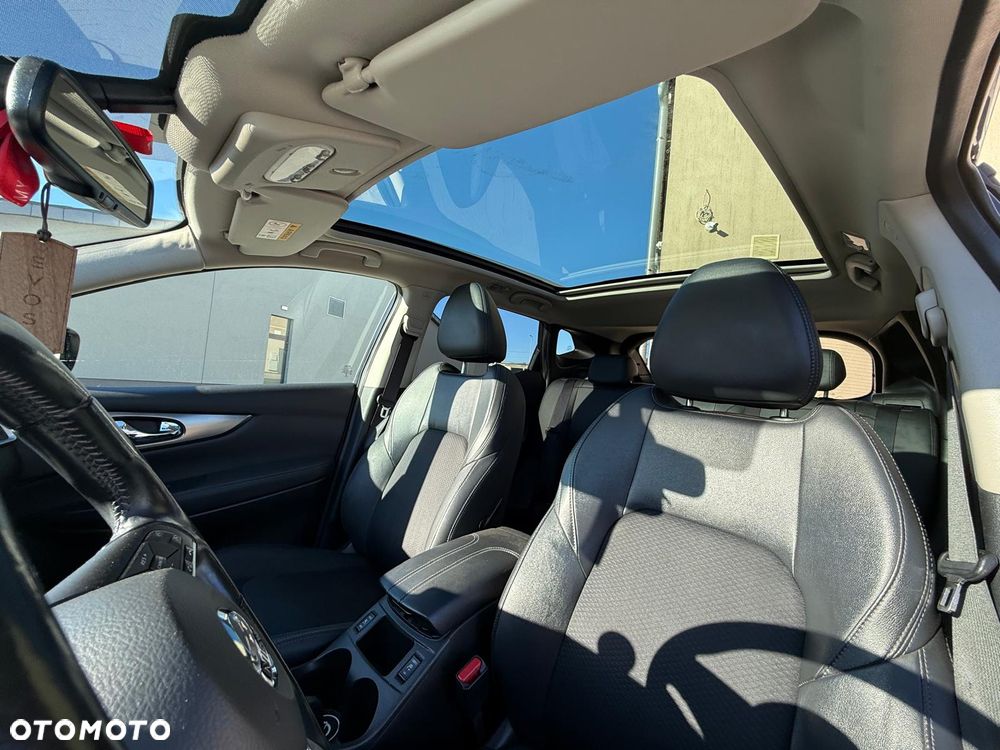 Nissan Qashqai 1.5 dCi Tekna+ - 8