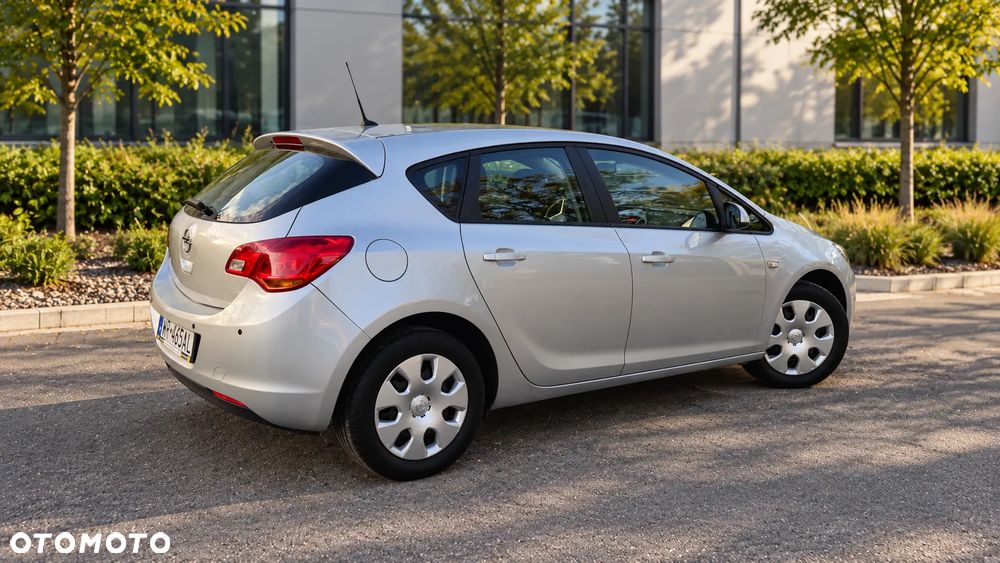 Opel Astra - 7