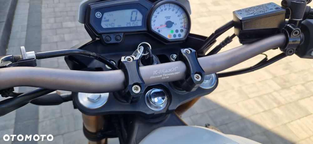 Yamaha FZ8 - 9