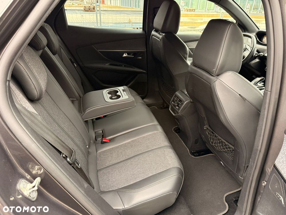 Peugeot 3008 - 24
