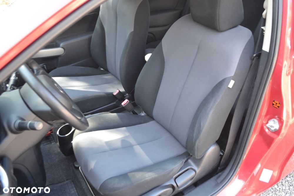 Mazda 2 - 9