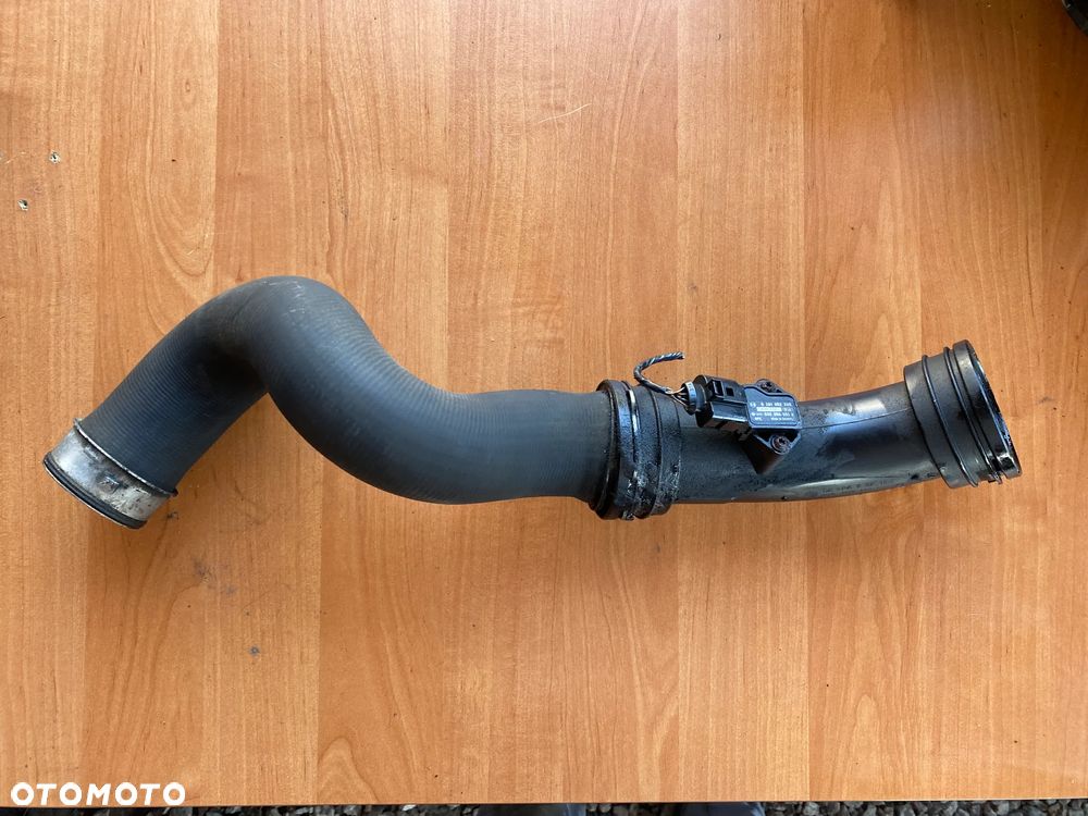 RURA PRZEWÓD WĄŻ INTERCOOLERA VW TRANSPORTER T5 7H0145955H