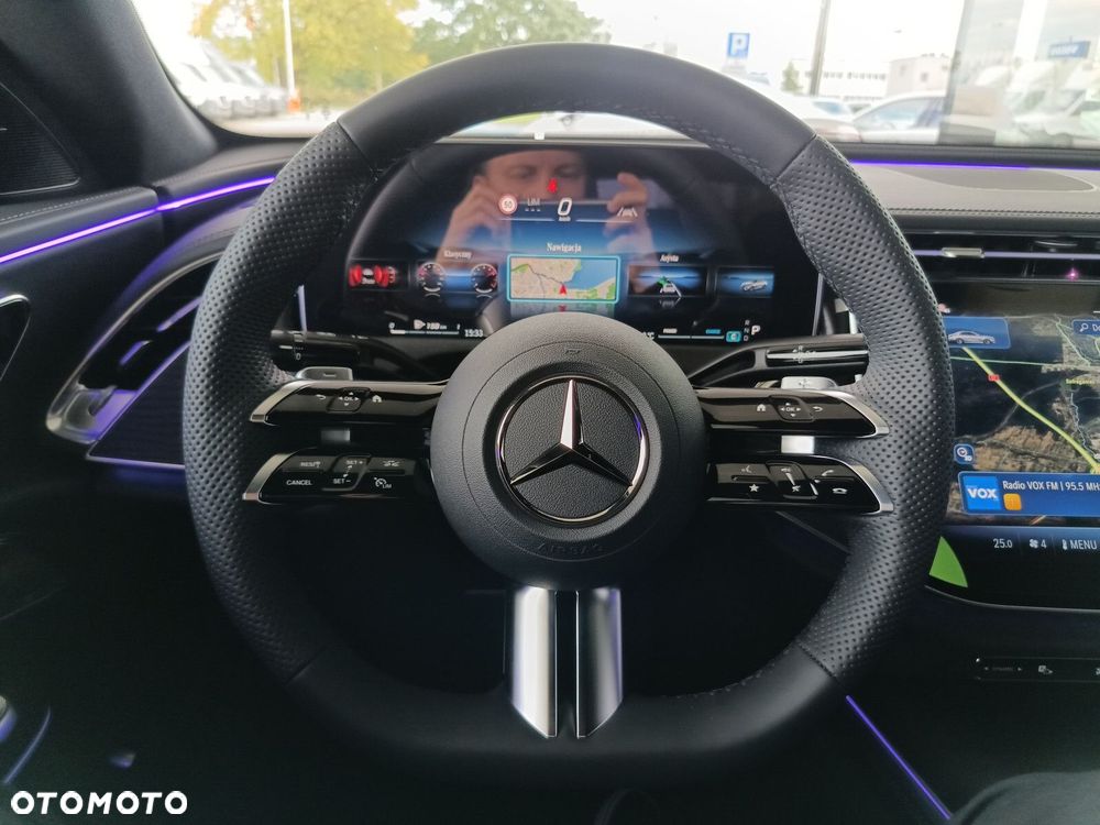 Mercedes-Benz Klasa E - 25