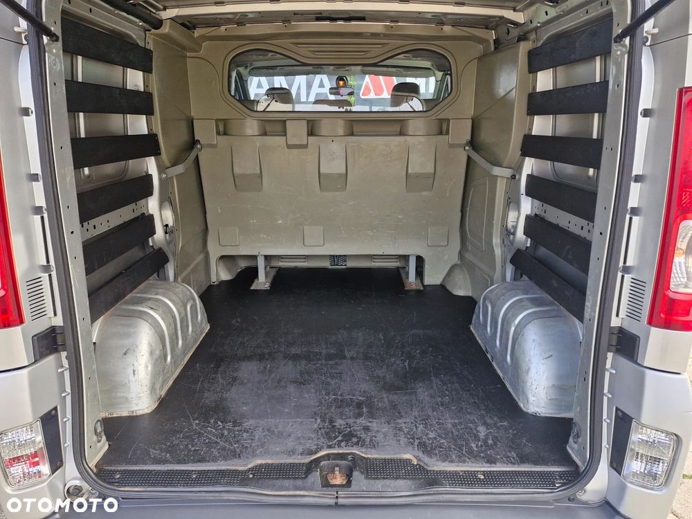 Opel Vivaro L1H1 2.9t - 23
