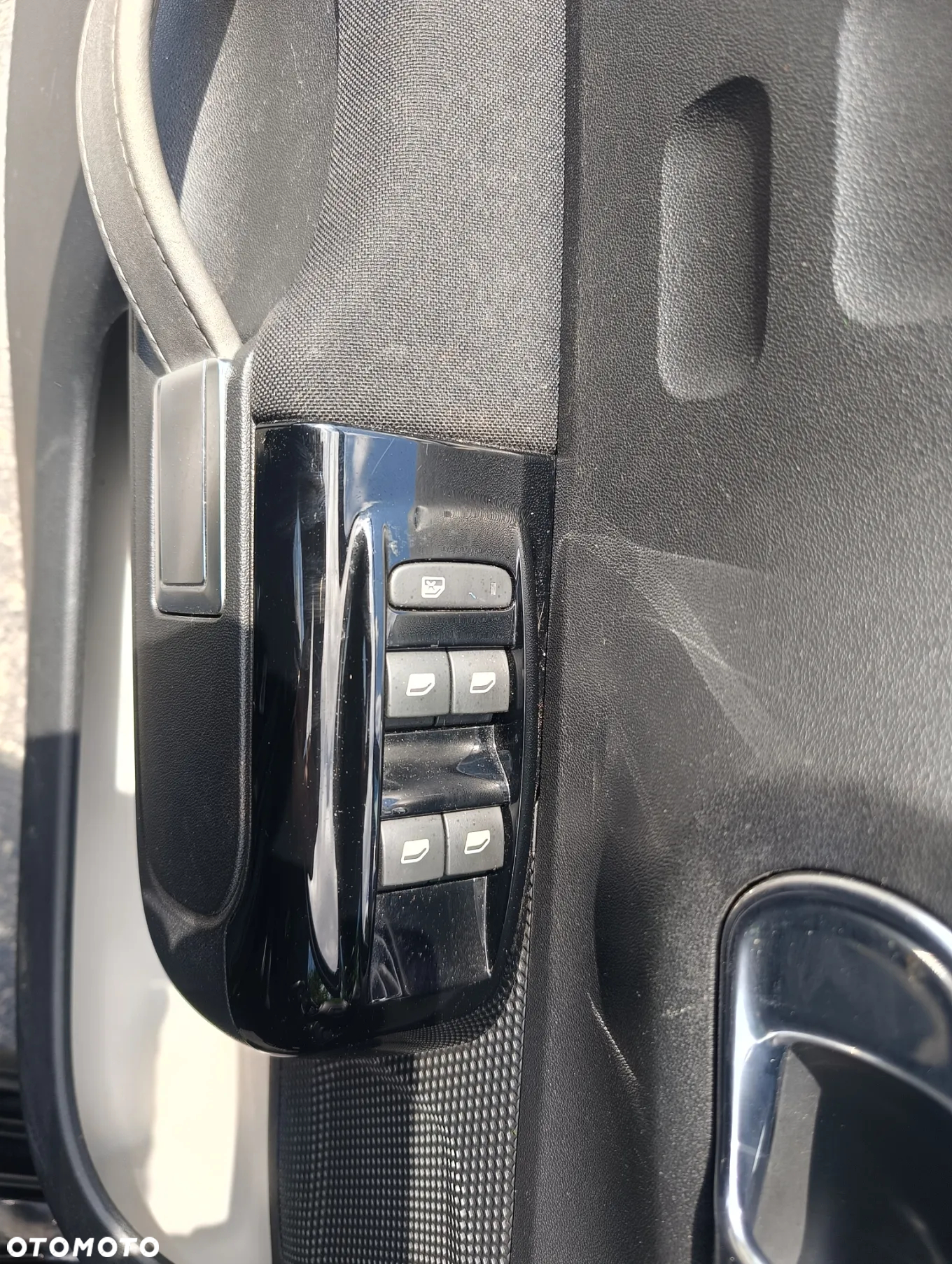 Citroën C3 Pure Tech 110 S&S EAT6 ELLE - 17
