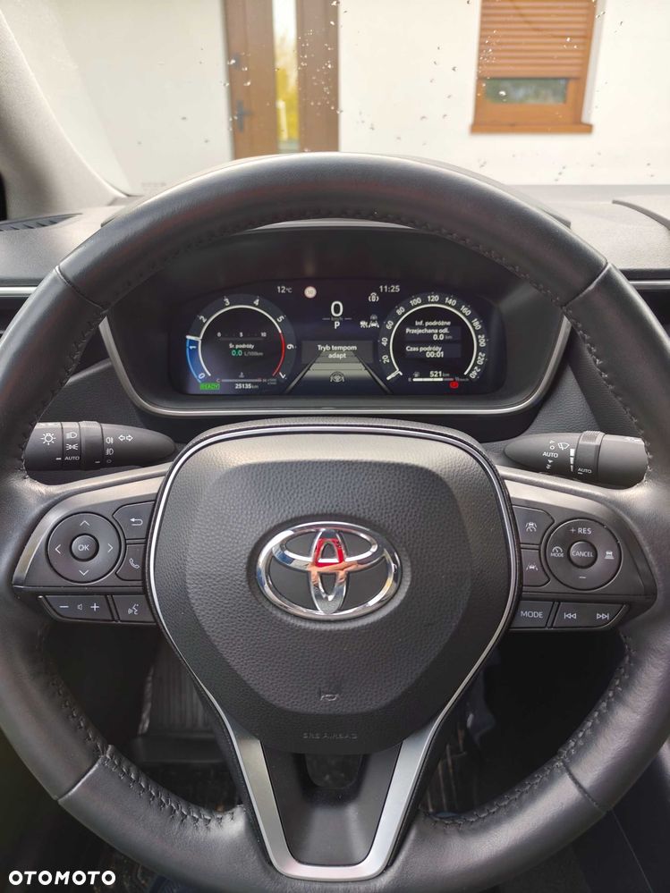 Toyota Corolla - 1