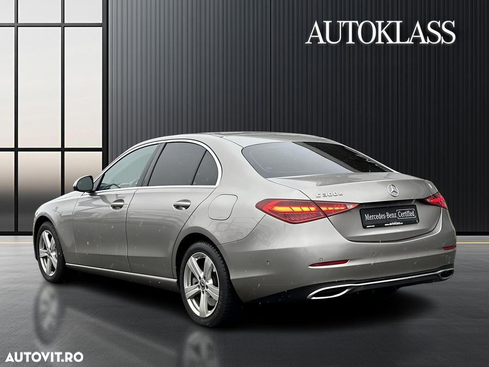 Mercedes-Benz C - 4