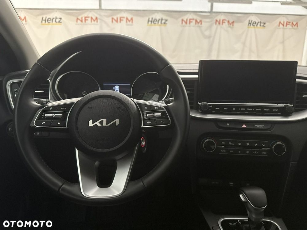 Kia XCeed - 15