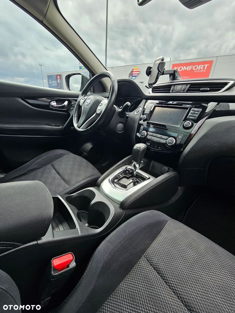 Nissan Qashqai 1.6 DCi Xtronic N-Connecta - 14