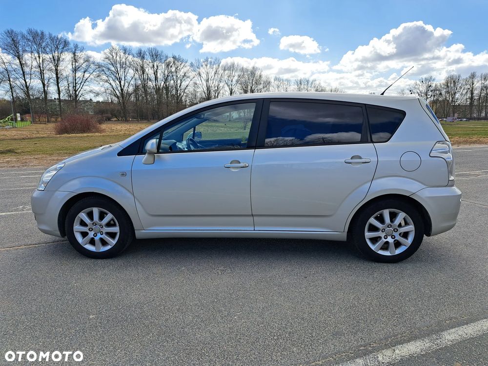 Toyota Corolla Verso 1.8 Sol + 7os - 2