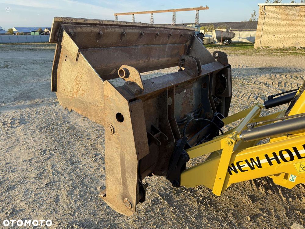 New Holland B 110-4PT - 9