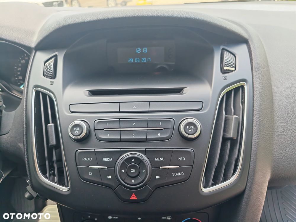 Ford Focus 1.6 Trend - 15