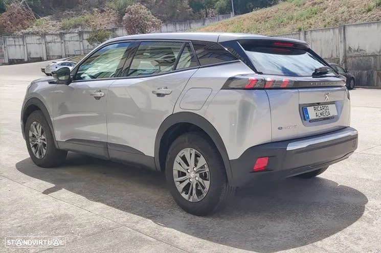 Peugeot e-2008 50 kWh Active Pack - 3