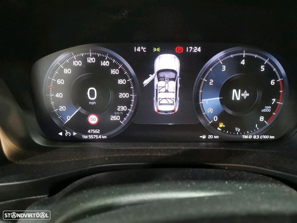 Volvo XC 40 1.5 T2 Momentum Core - 6