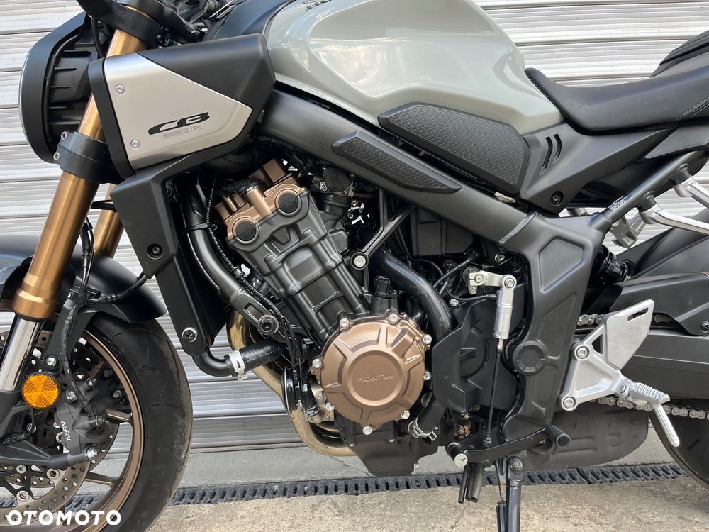 Honda CB - 31