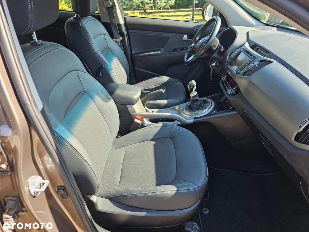 Kia Sportage 2.0 CRDI 184 4WD Fifa World Cup Edition - 9